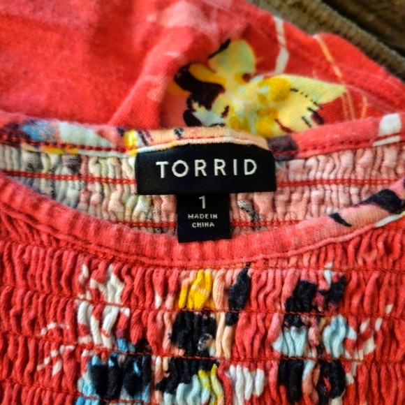 Torrid Babydoll Floral Shirt Stretch Top Capped Sleeve - Picture 7 of 8